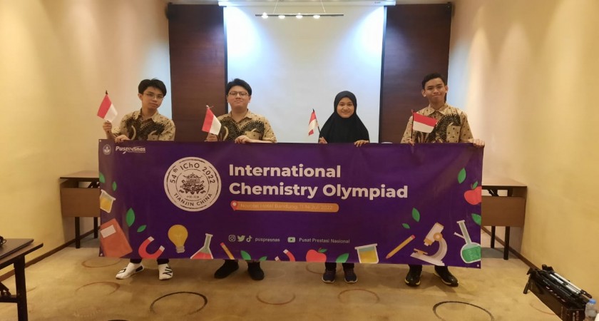 Santri SMA QSBS Berhasil Raih Medali Perak Dalam Kompetisi Kimia Internasional