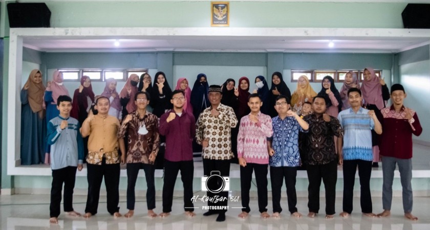 “Bagaimana Seorang Manager Mampu Mengendalikan Situasi dan Menjalankan Program dengan Baik Melalui Empat Aspek Kepemimpinan”